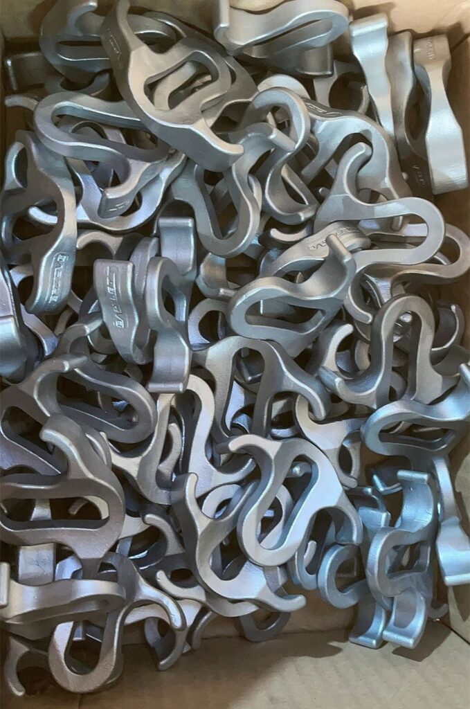 metal finger grip casting