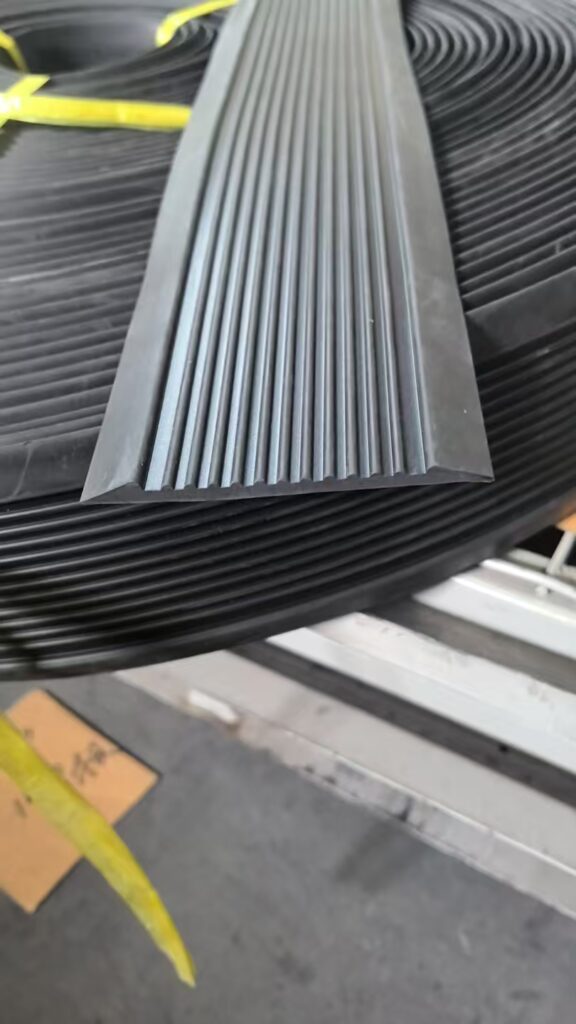 industrial EPDM rubber profile for subway sealing