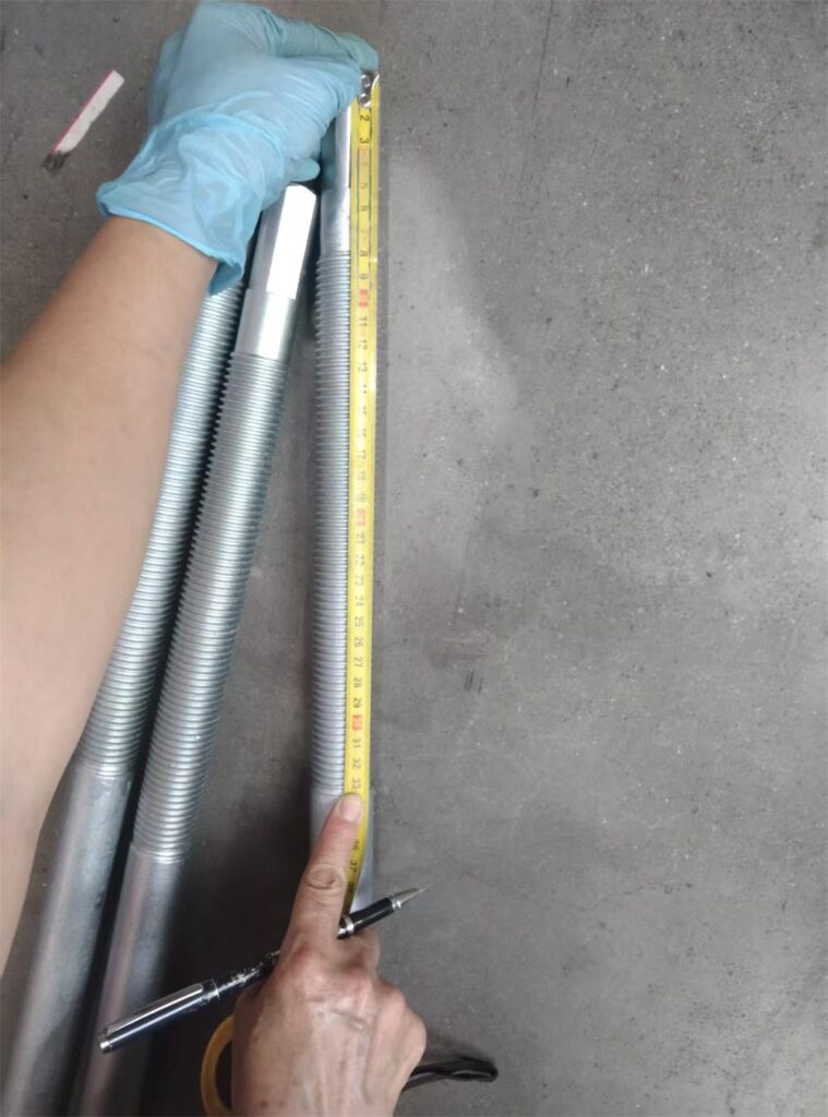 Length inspection from right thread to end of custom adjusting spindle