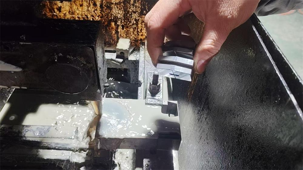 Mold insert for custom ABS nozzle production