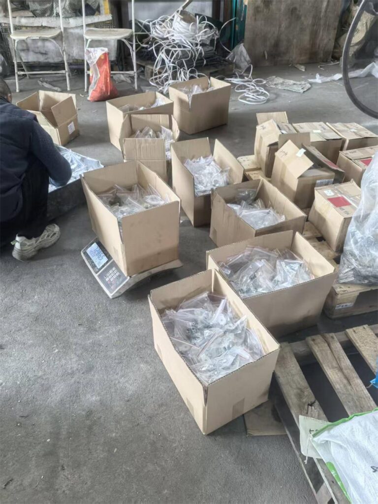 Cable tab kit packing and checking before shipment