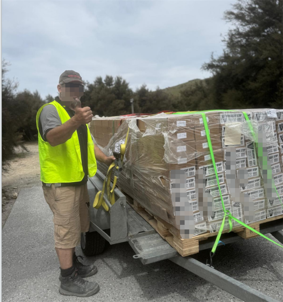New Zealand customer received custom PVC bead seal profiles