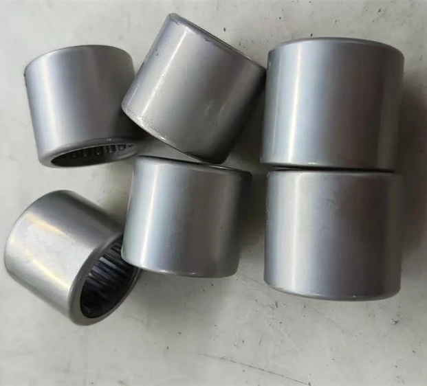 Bearing and sleeve components with zinc nickel coating