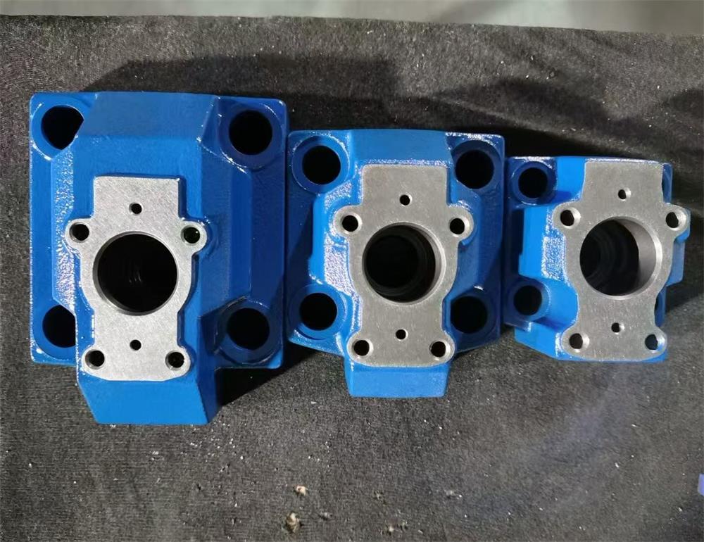 DB and DA hydraulic valve bodies and related valve components in multiple sizes