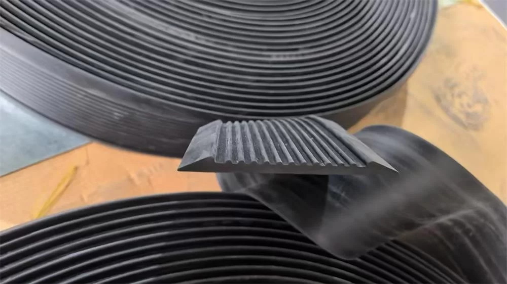 industrial equipment epdm seal profile