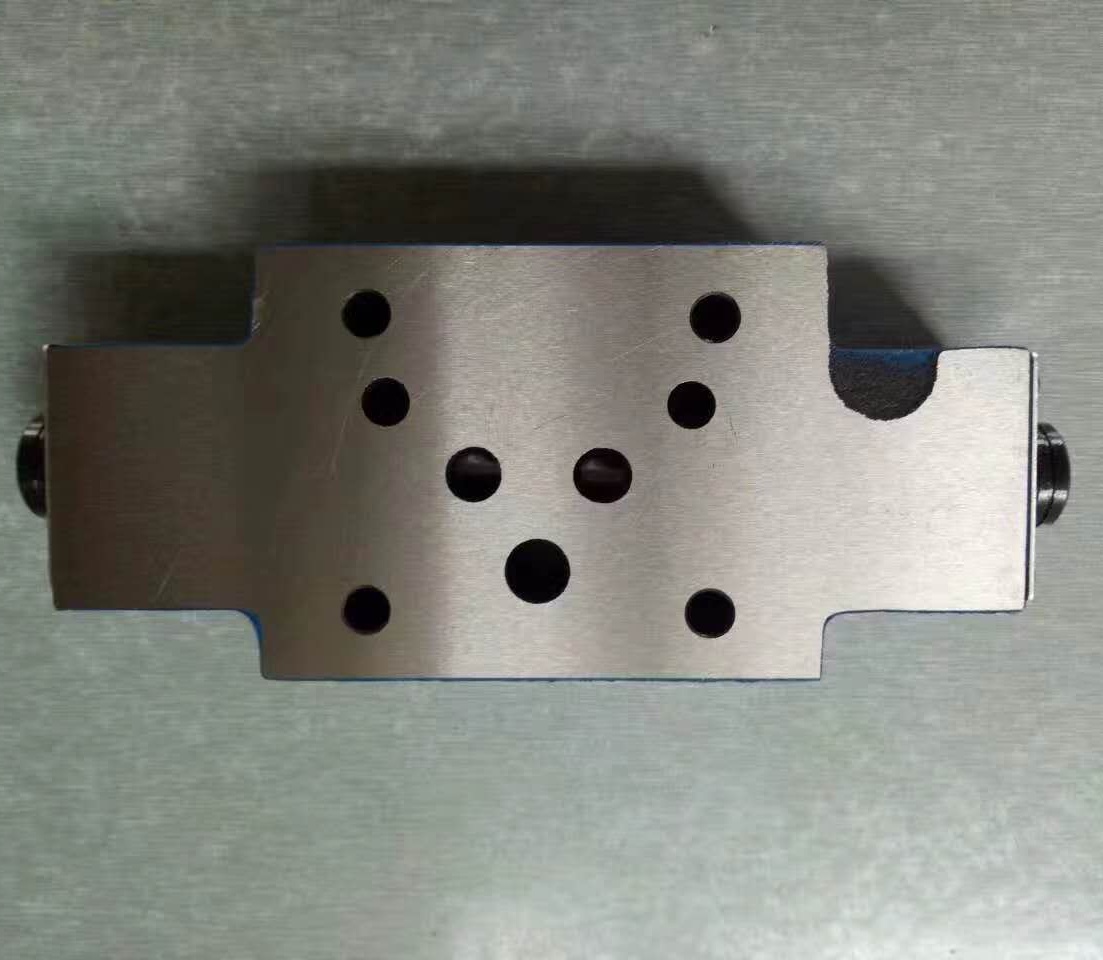 Z2S and Z2FS hydraulic valve bodies in multiple sizes for modular hydraulic valve systems