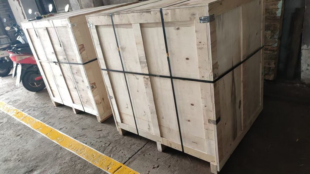 Export wooden crate packing for SG500-7 ductile iron automotive castings