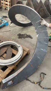 big diameter screw flight